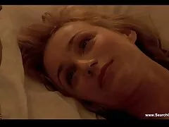 قبل از مقاربت کلاسیک سکس زیباترین زن جهان ، دختر یک دیک در دهان خود می گیرد و می مکد